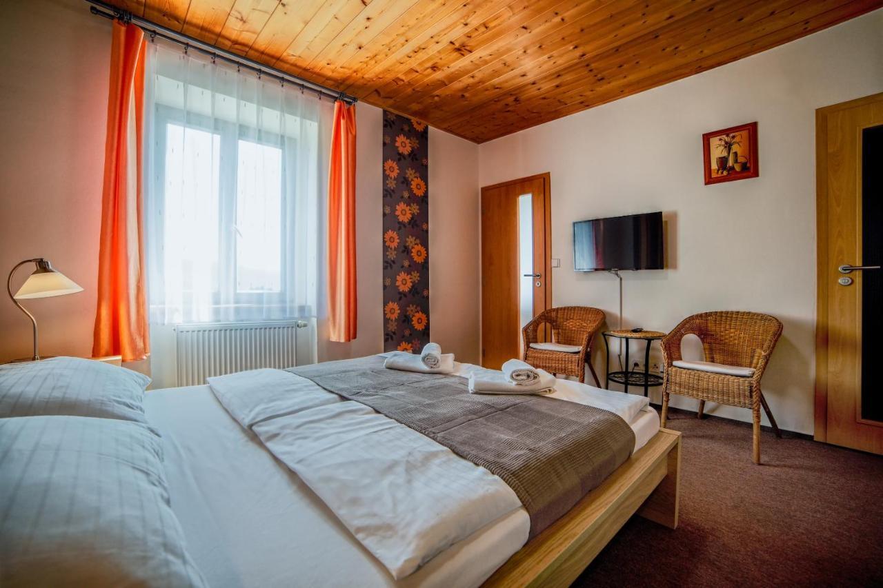 Pension Valja Janské Lázně Esterno foto